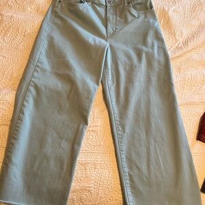 STS Blue Women's Cropped Jeans in Light Blue